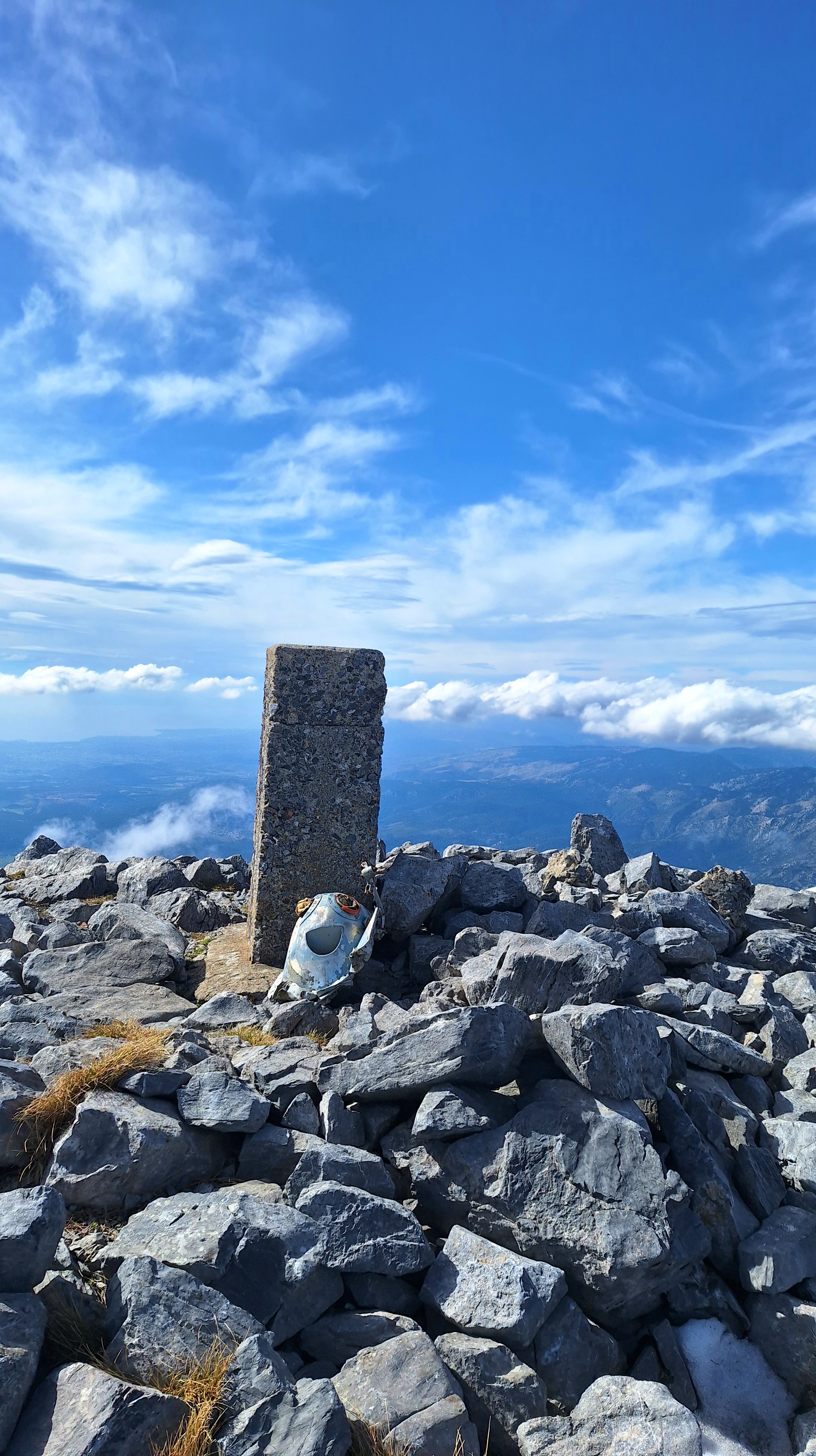 Ξημέρωμα στη Δίρφη, 18/08